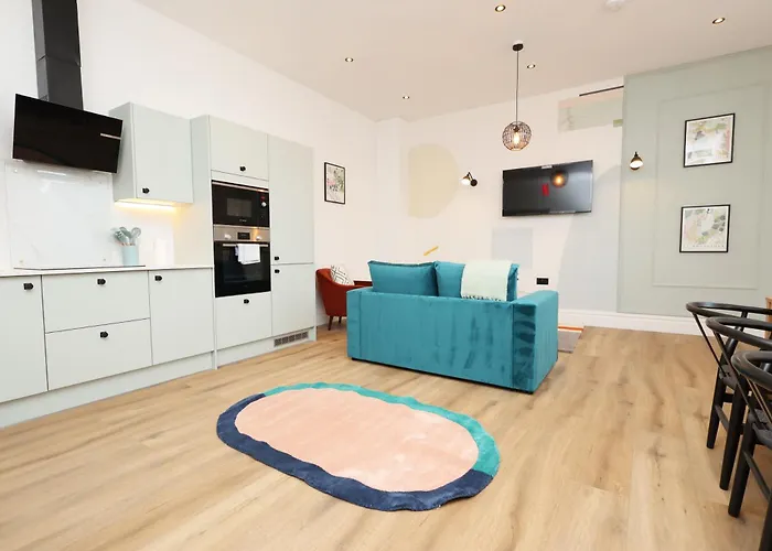 7Min Central Bristol - Sleeps 7 - Free Parking