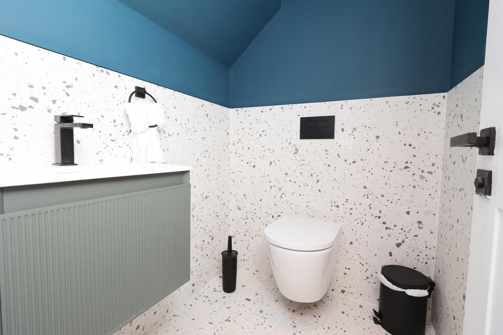7min - Sleeps 7 - Free Parking * Bristol